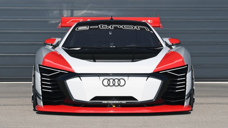 Гоночный электрокар Audi E-Tron Vision Gran Turismo Concept Гоночный электрокар Audi E-Tron Vision Gran Turismo Concept