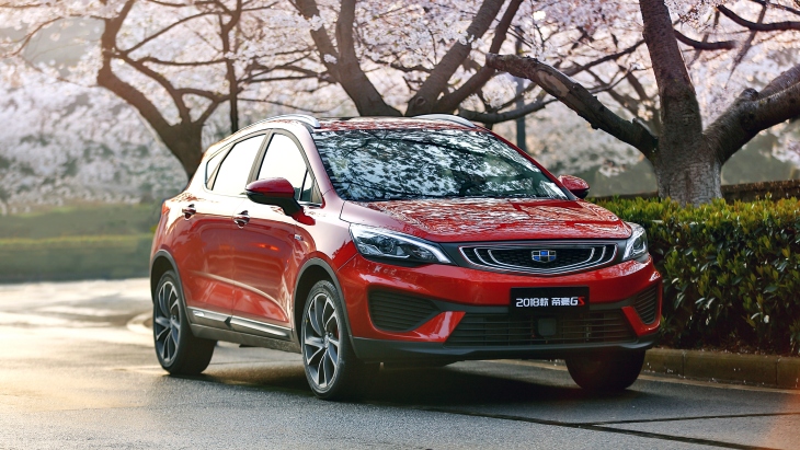 Обновлённый кросс-хэтчбек Geely Emgrand GS Обновлённый кросс-хэтчбек Geely Emgrand GS