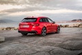 «Заряженный» универсал Audi RS4 Avant нового поколения B9