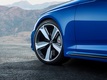 «Заряженный» универсал Audi RS4 Avant нового поколения B9